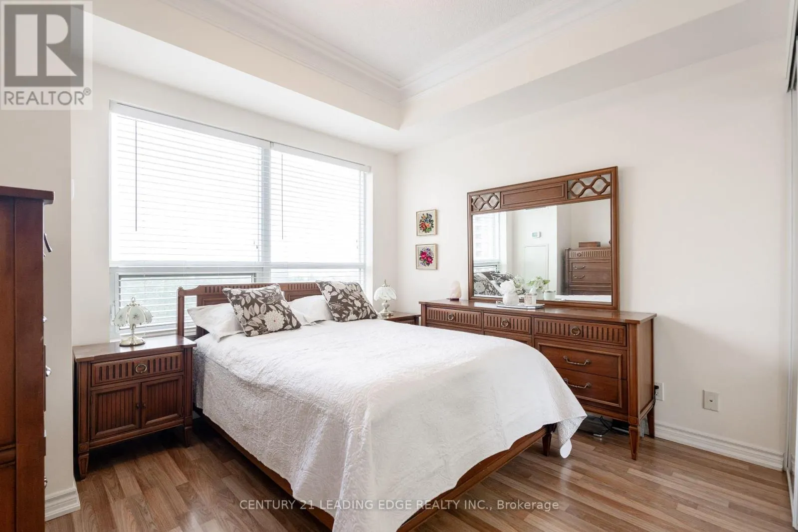 708 - 9225 JANE STREET