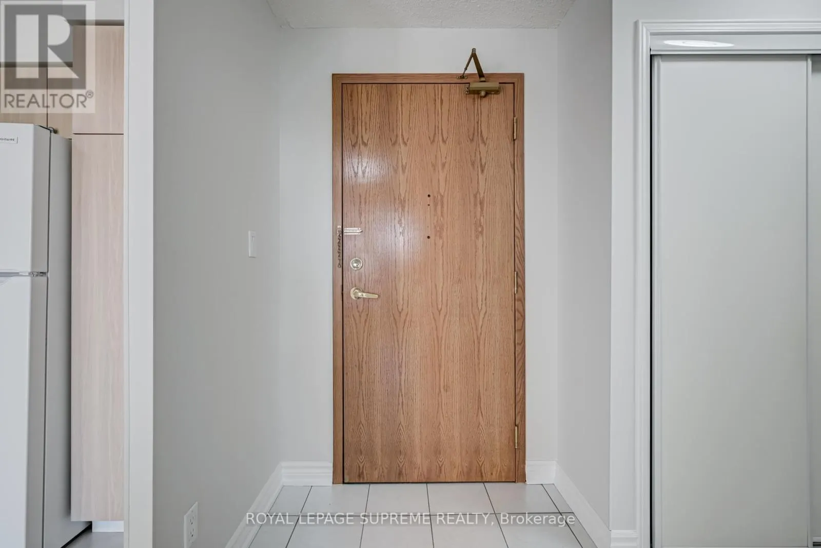 516 - 7373 MARTIN GROVE ROAD