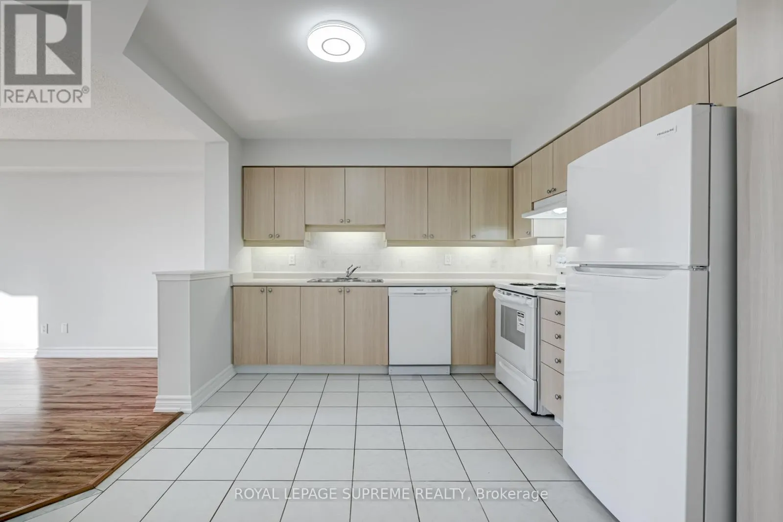 516 - 7373 MARTIN GROVE ROAD