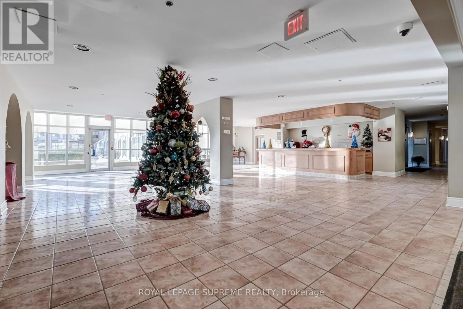 516 - 7373 MARTIN GROVE ROAD
