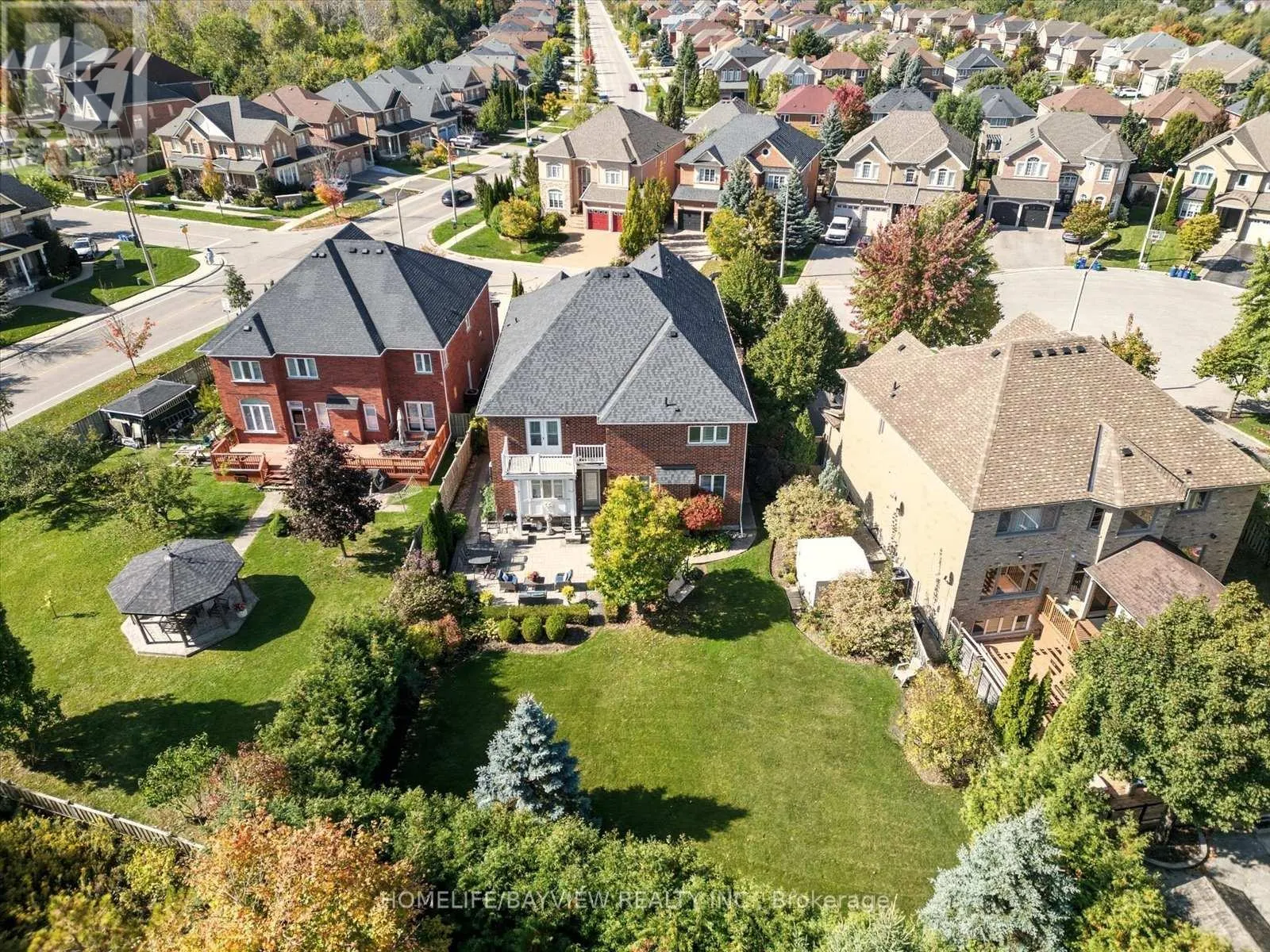 3 CROWLING COURT