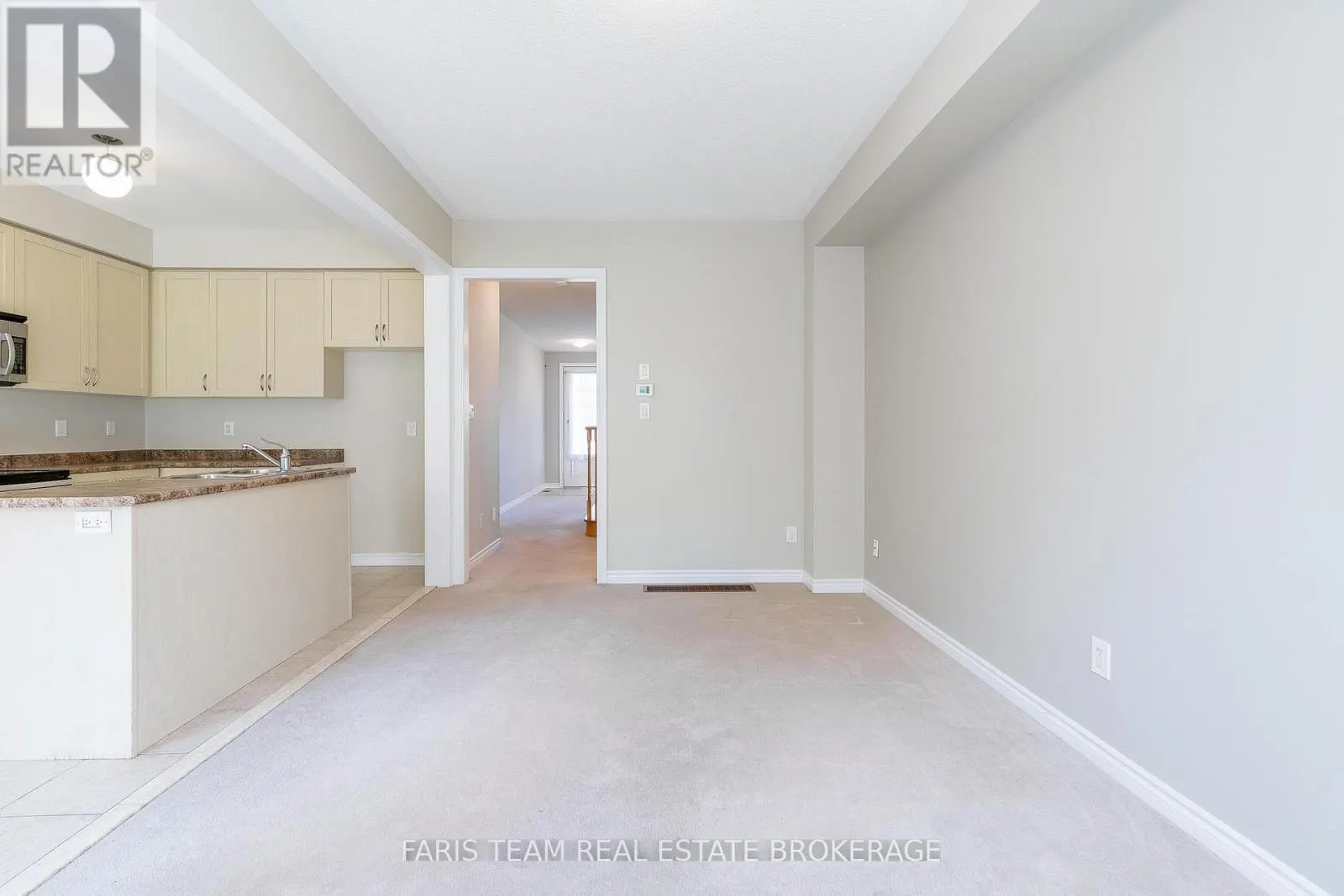 103 COLLIER CRESCENT