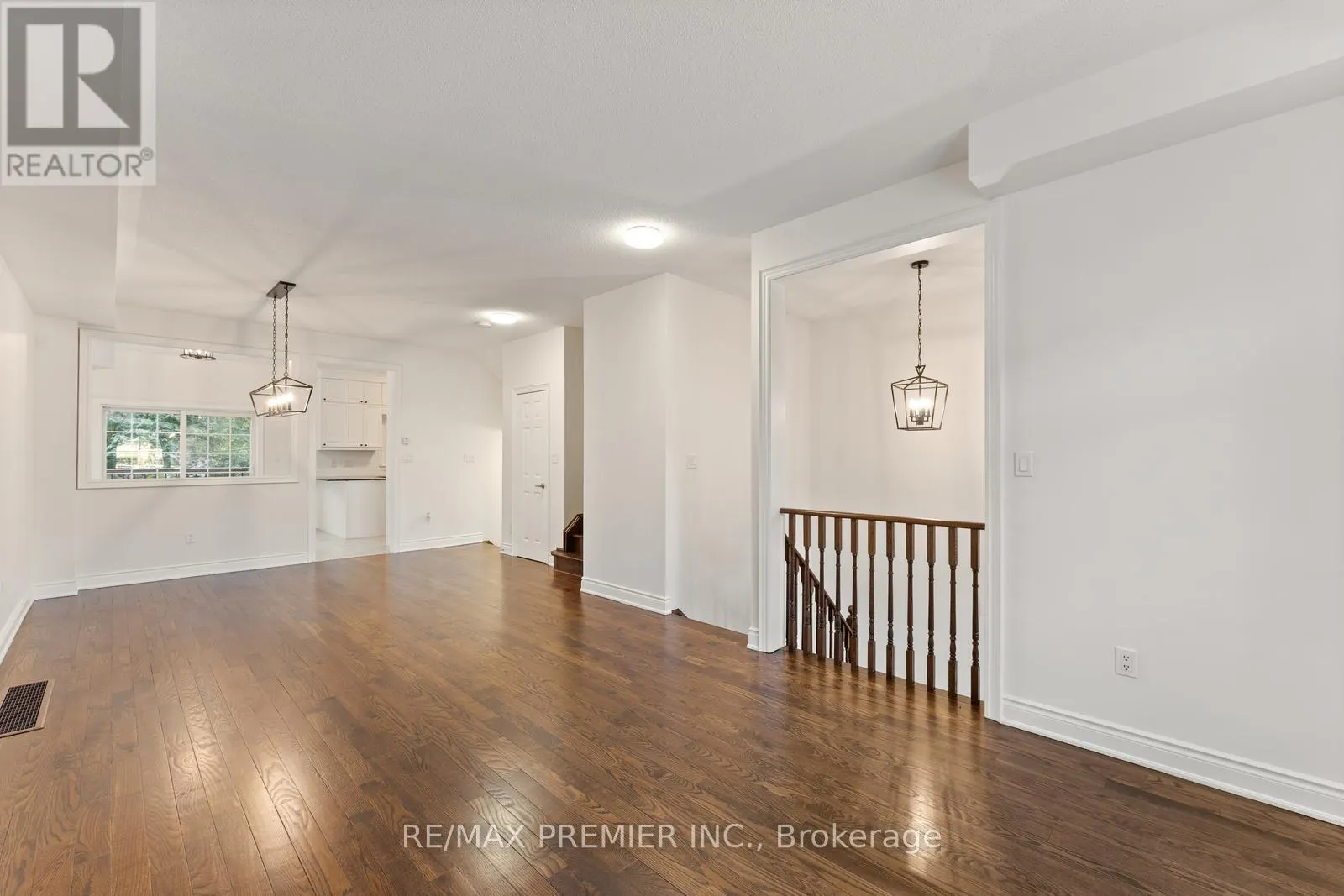 34 GEORGE BOGG ROAD