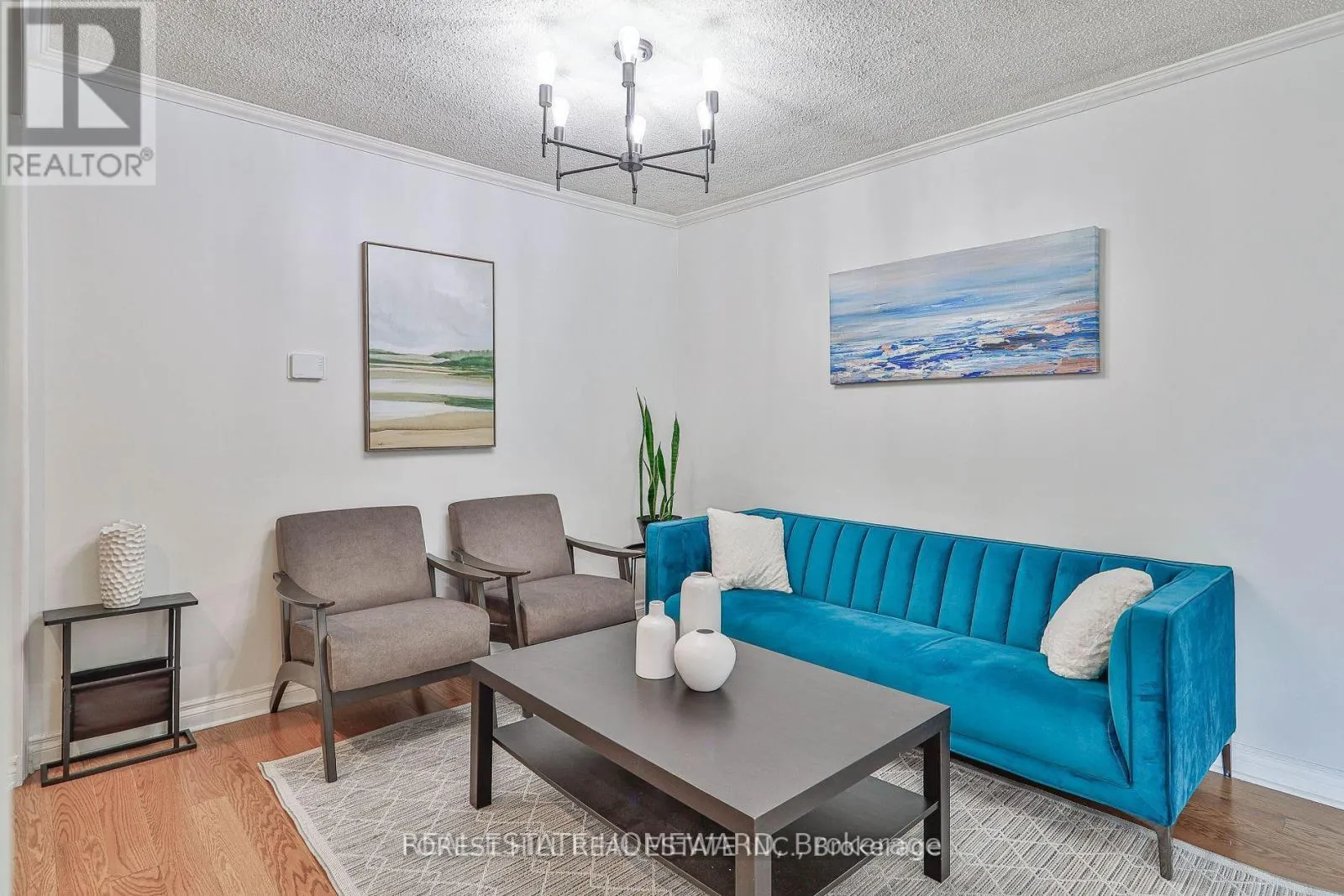 (MAIN) - 220 NEAL DRIVE
