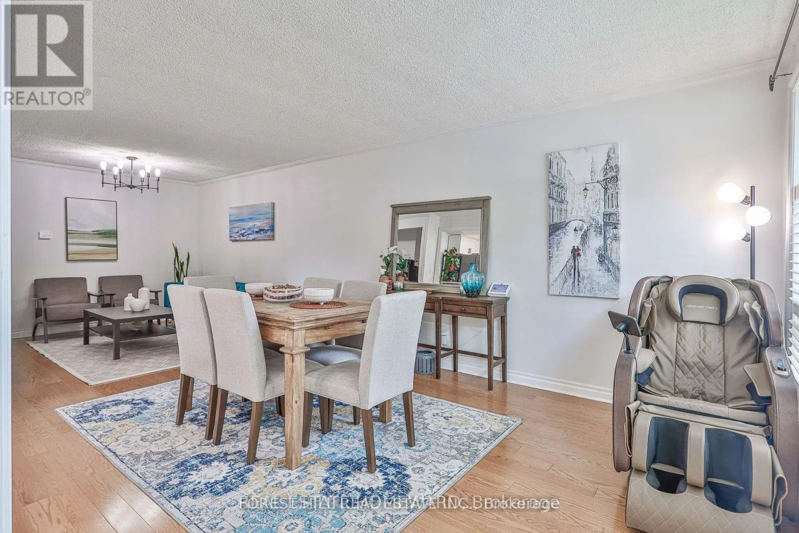 (MAIN) - 220 NEAL DRIVE
