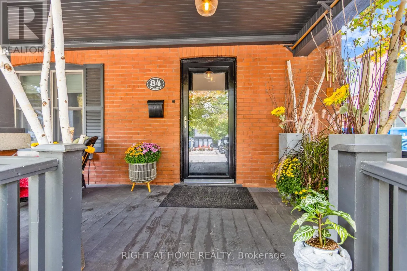 84 SPRUCE STREET