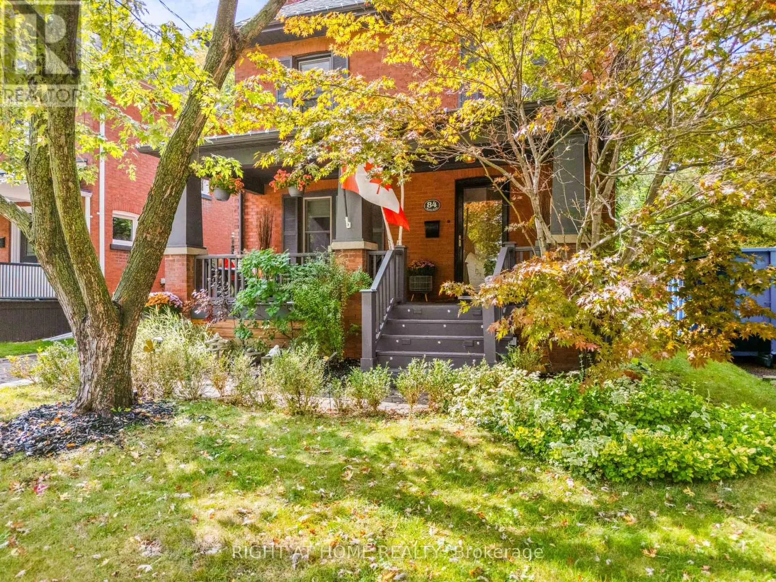 84 SPRUCE STREET