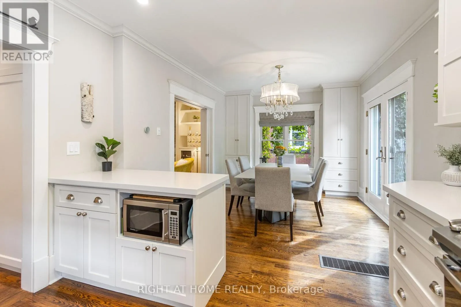 84 SPRUCE STREET