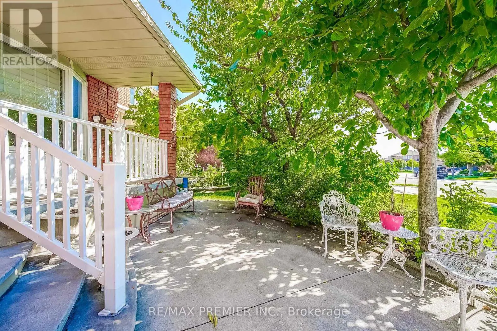 300 BELVIEW AVENUE