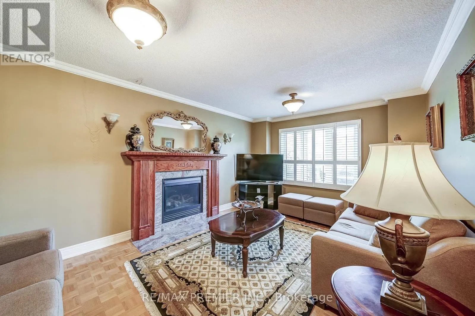 300 BELVIEW AVENUE