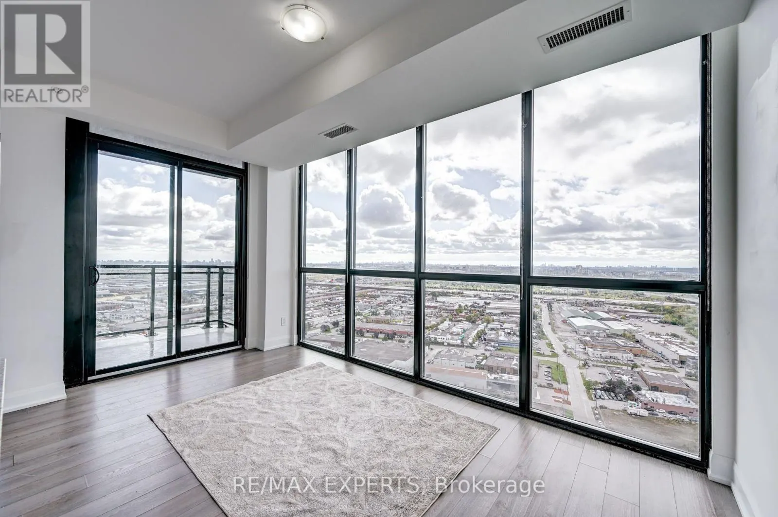 3002 - 2910 HIGHWAY 7 ROAD W