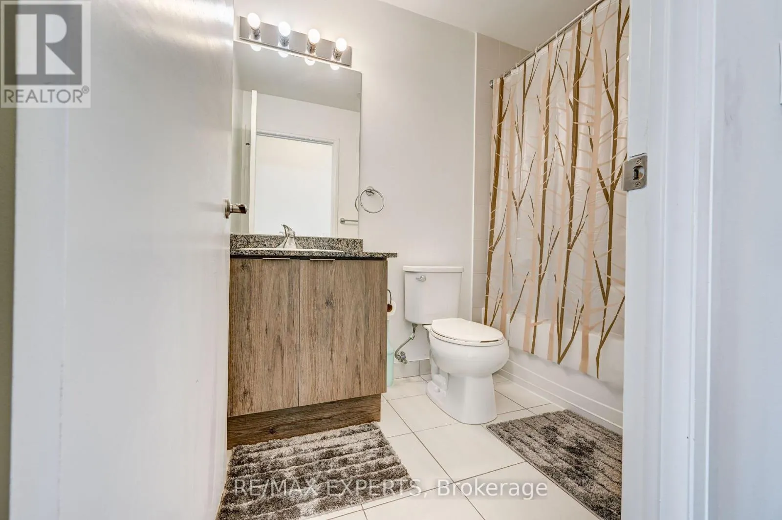 3002 - 2910 HIGHWAY 7 ROAD W