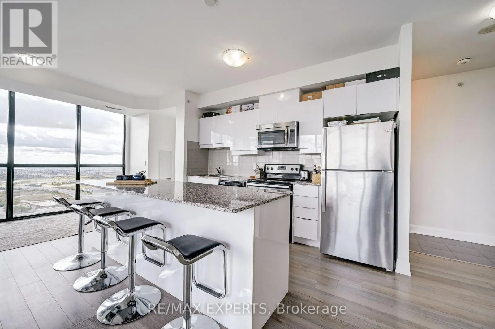 3002 - 2910 HIGHWAY 7 ROAD W