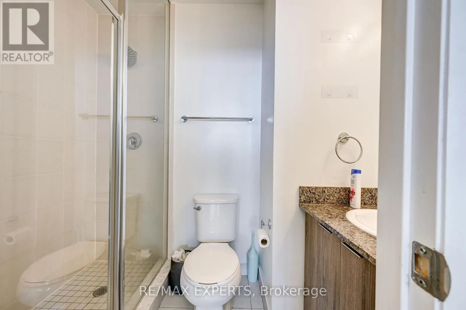 3002 - 2910 HIGHWAY 7 ROAD W