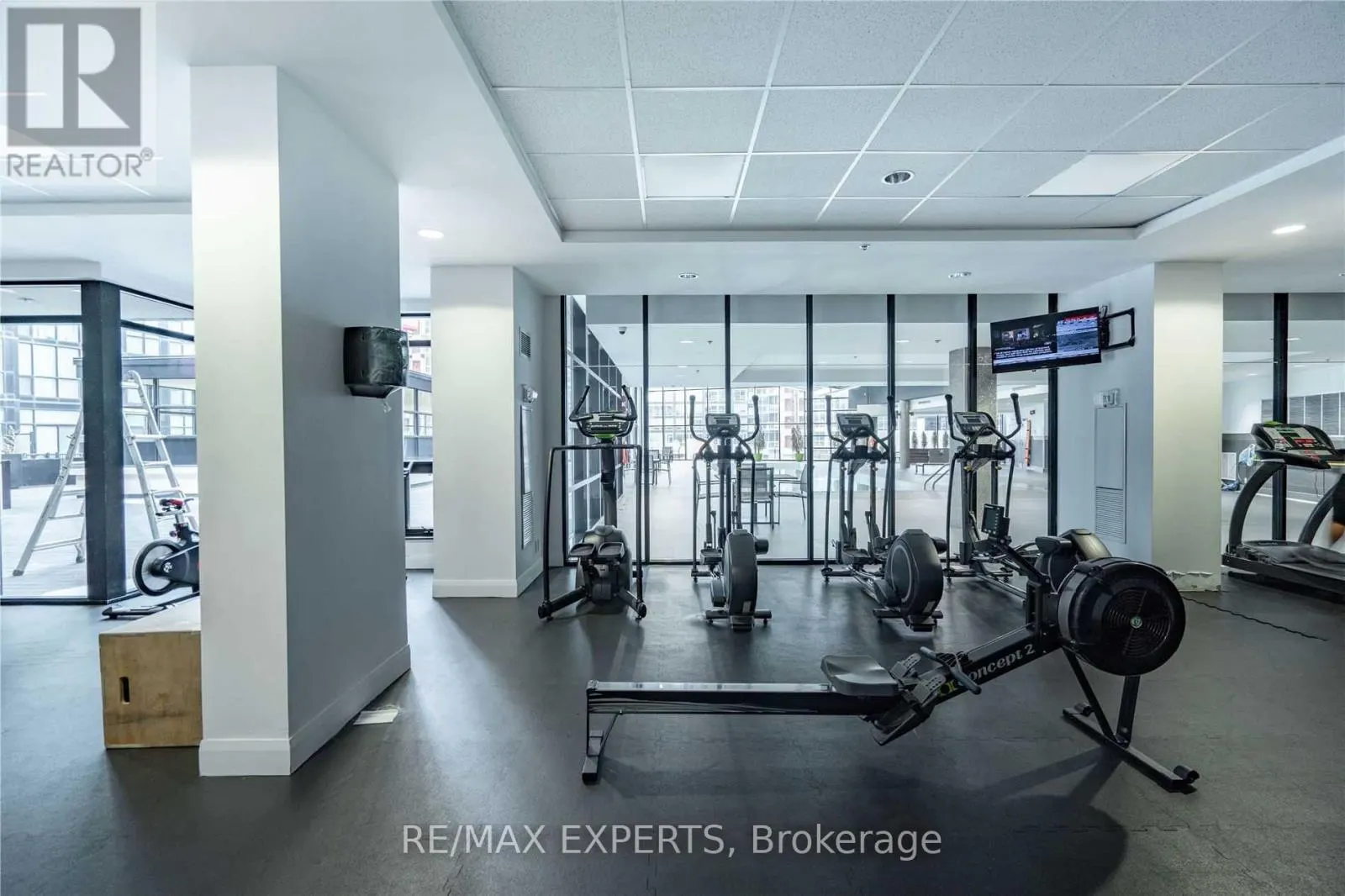 3002 - 2910 HIGHWAY 7 ROAD W