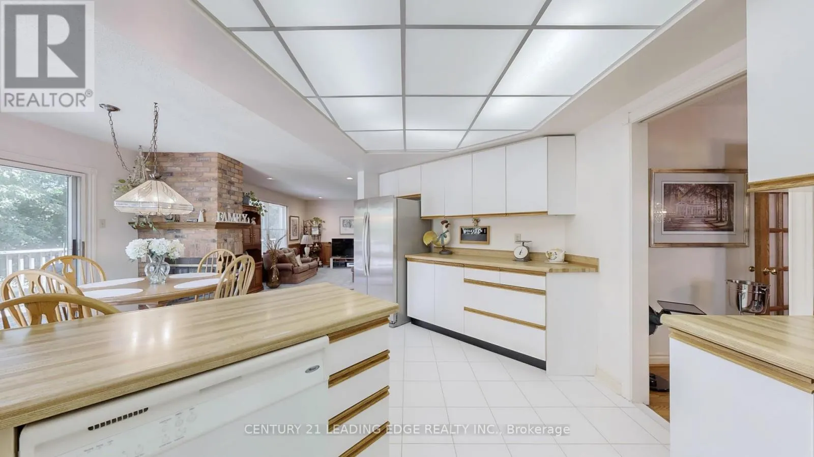 29 ADDINGTON SQUARE
