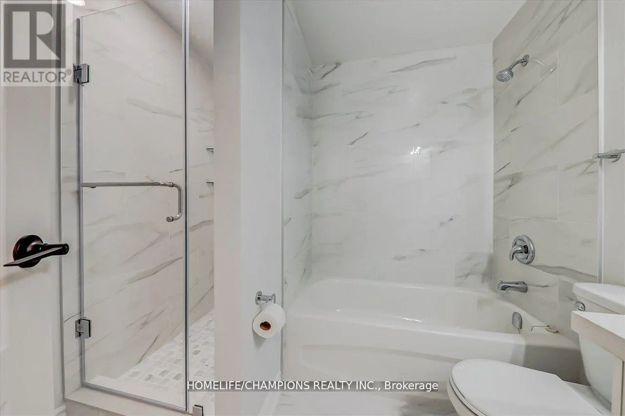 325 - 16 ELGIN STREET N