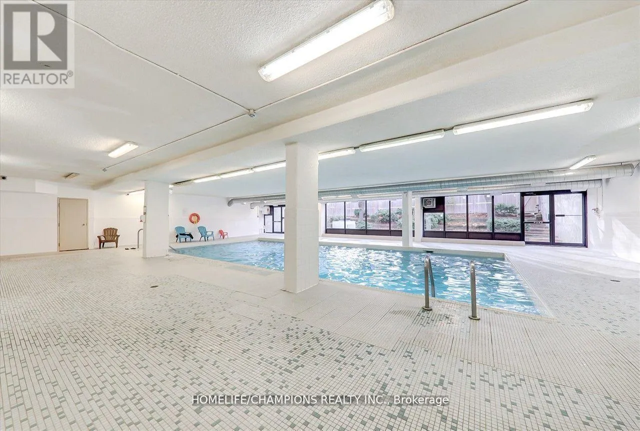 325 - 16 ELGIN STREET N