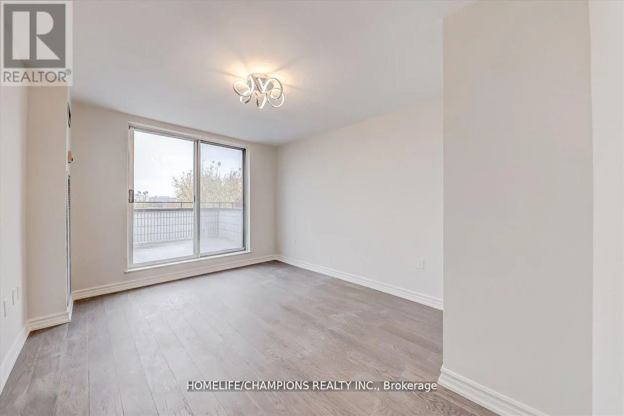 325 - 16 ELGIN STREET N