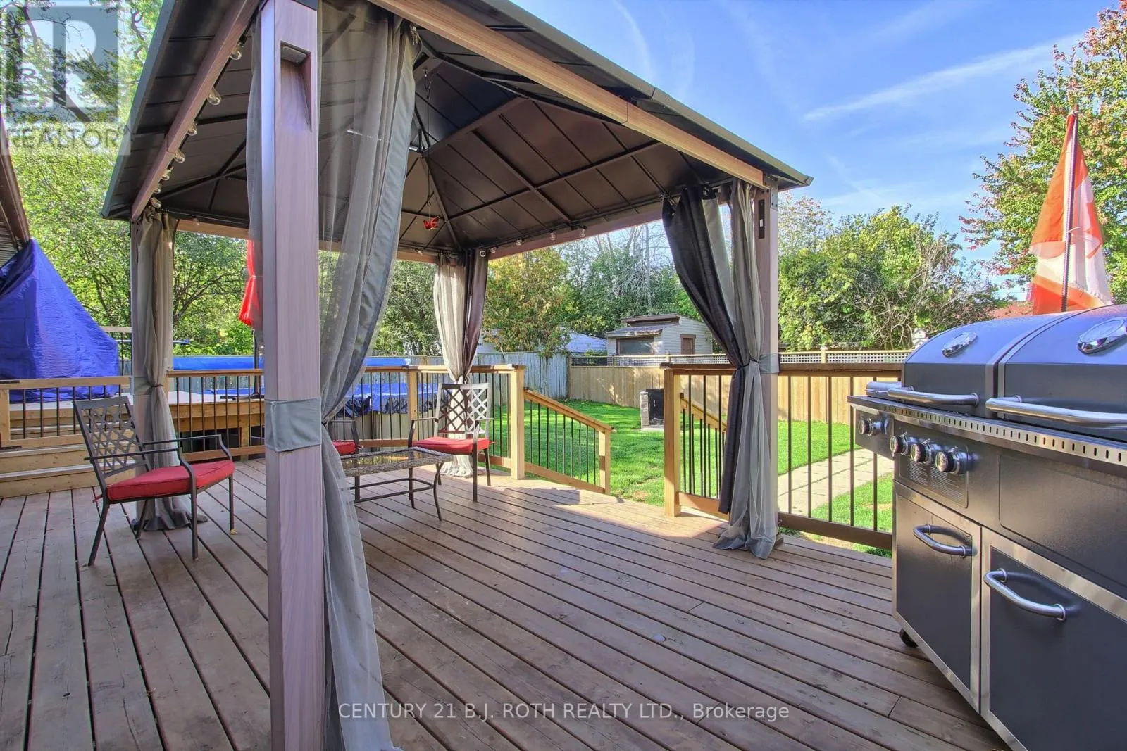 32 FRANKLIN BEACH ROAD