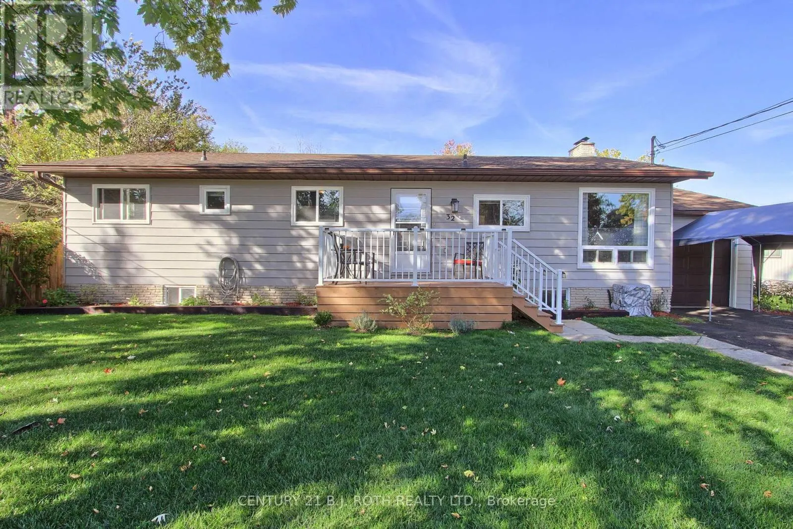 32 FRANKLIN BEACH ROAD