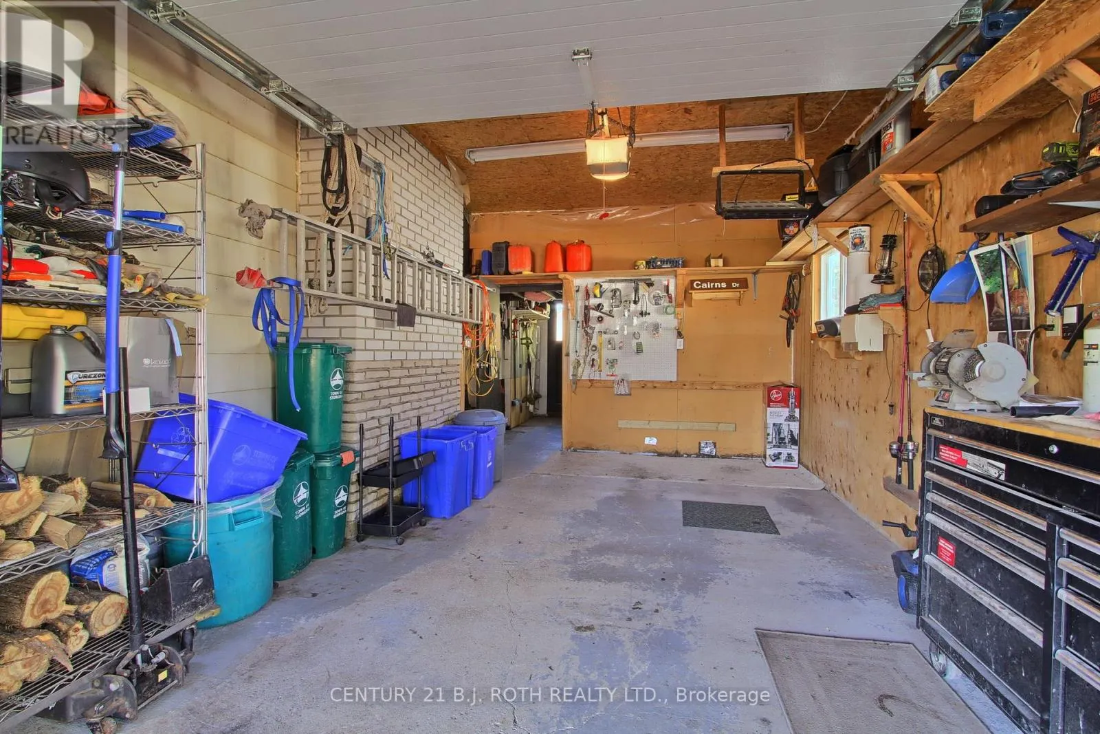 32 FRANKLIN BEACH ROAD