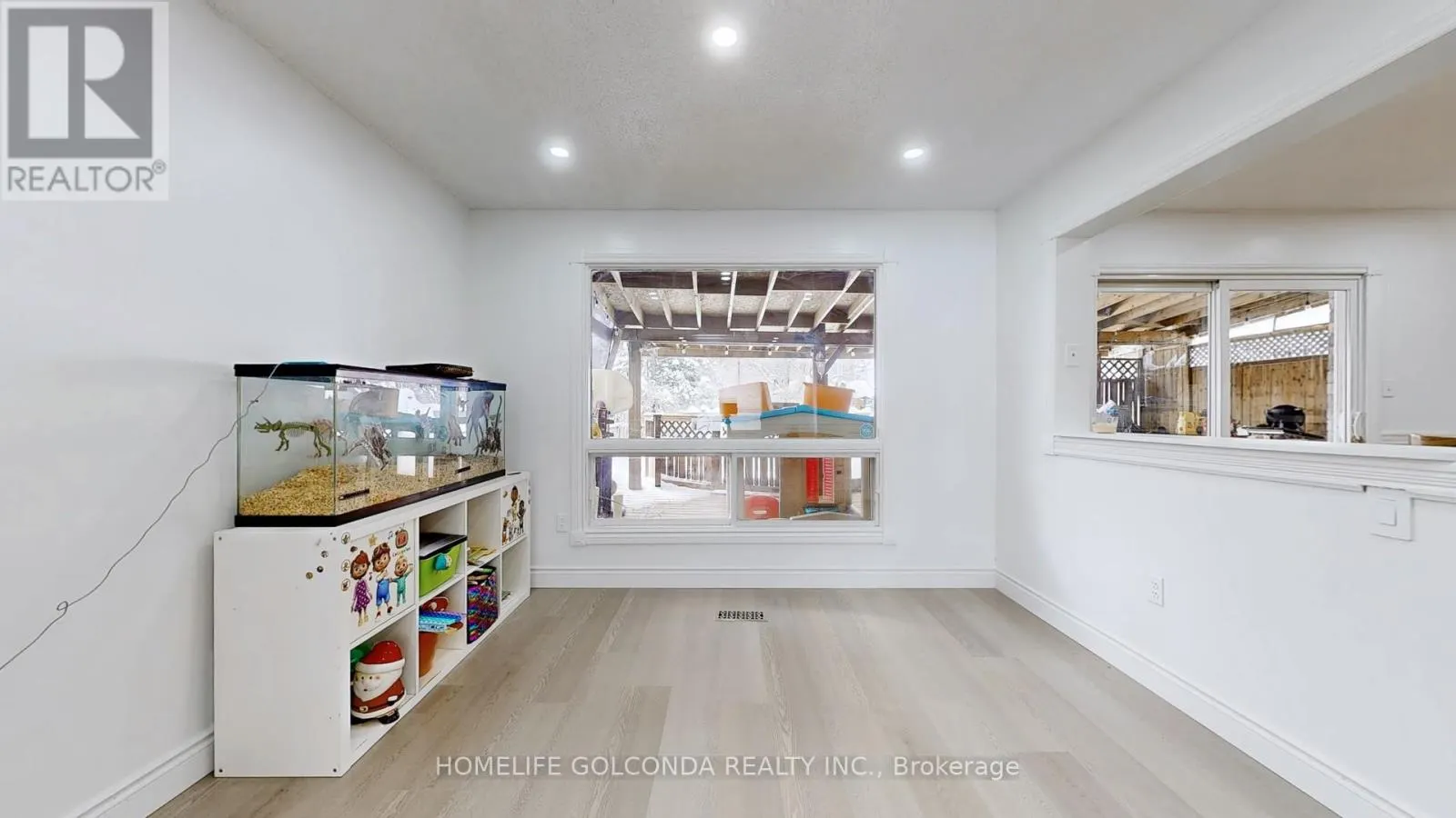 129 KERR BOULEVARD S
