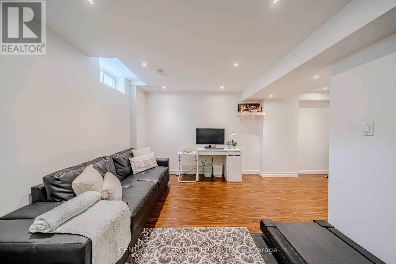 157 BILLINGSLEY CRESCENT