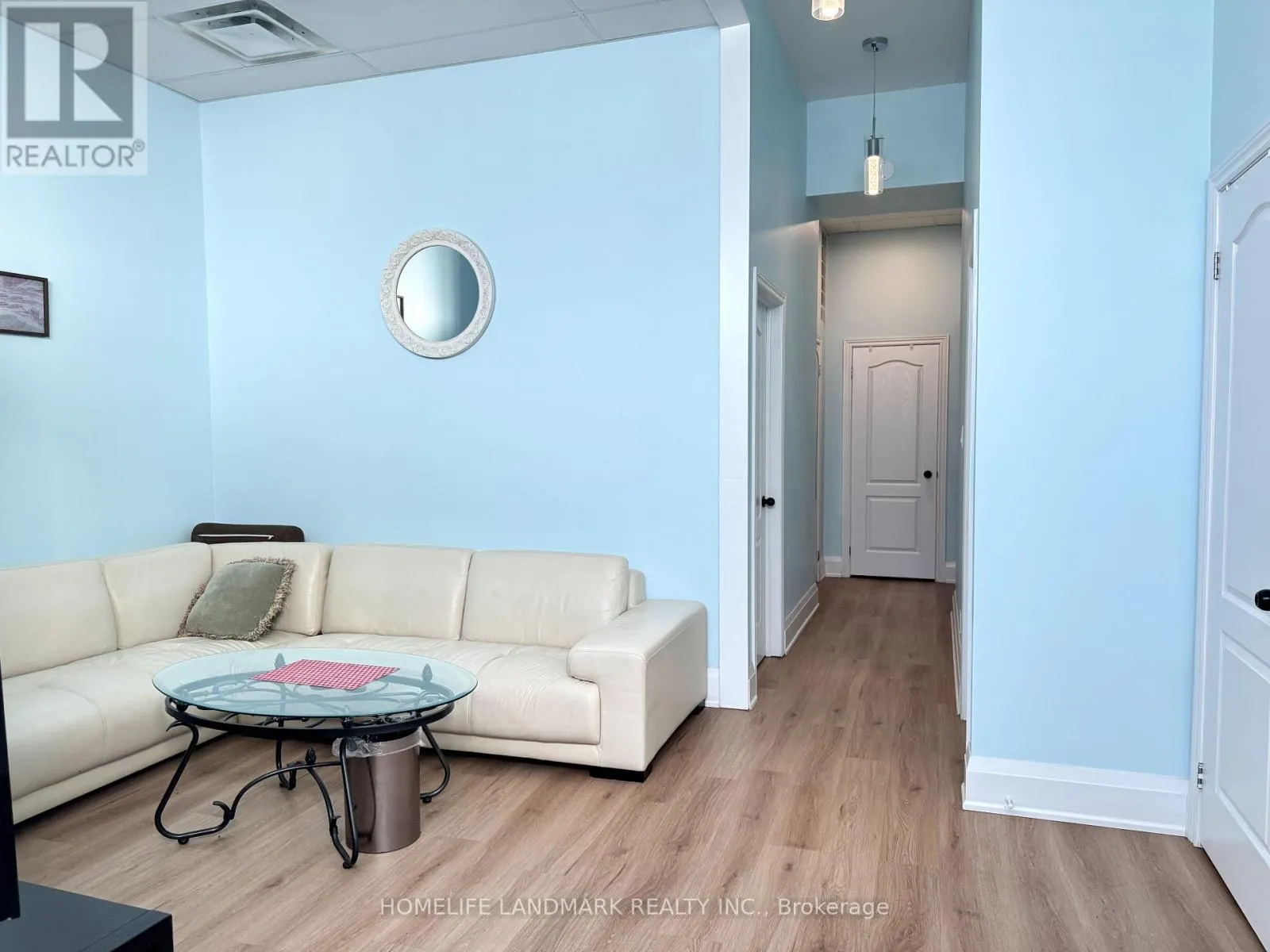 UNIT 3 - 33 LUZON AVENUE