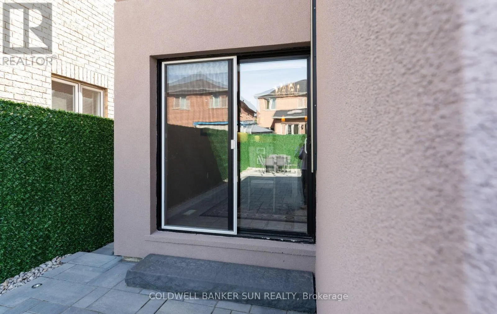 164 CANADA DRIVE