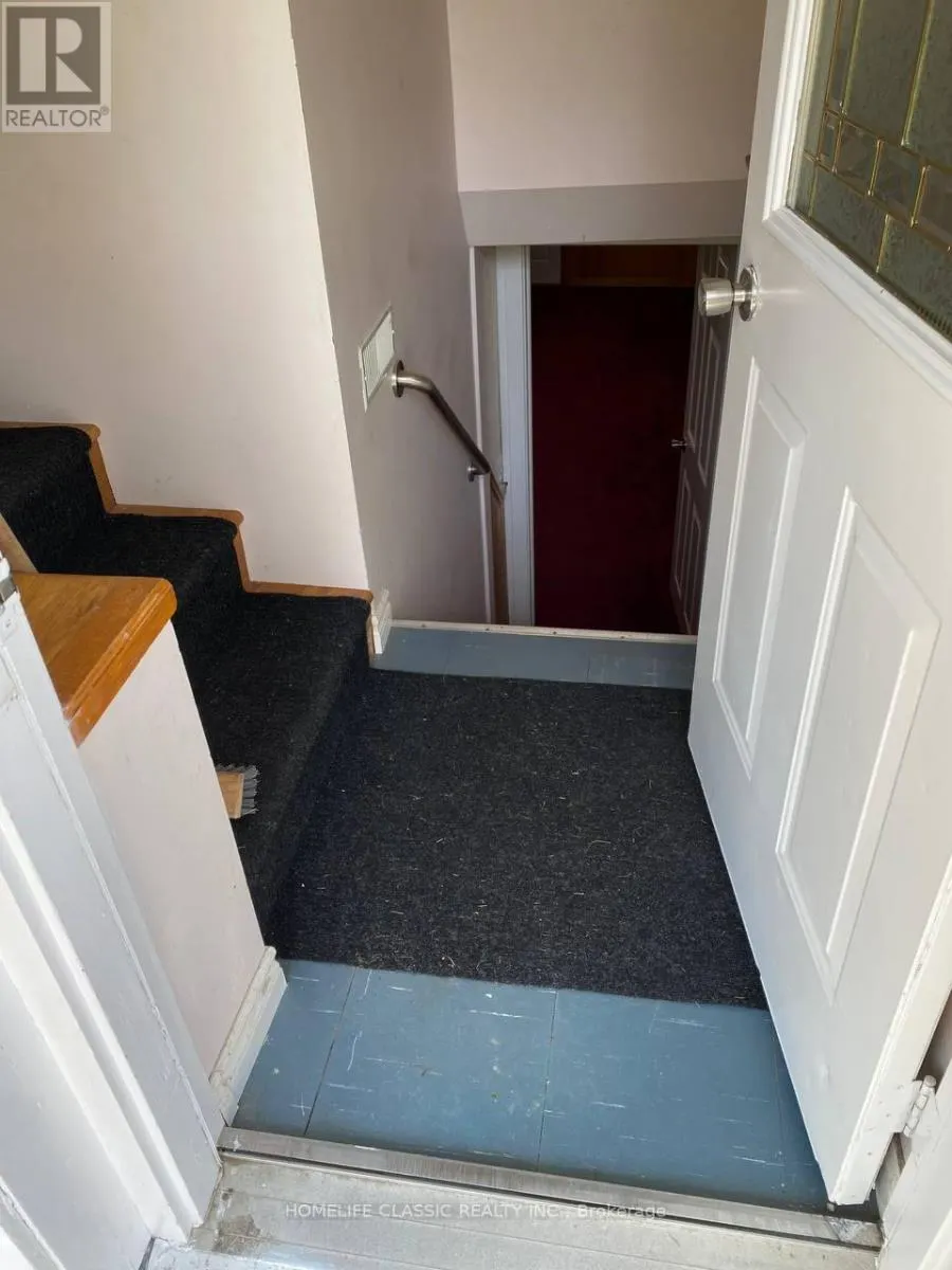 226 ROYAL ROAD