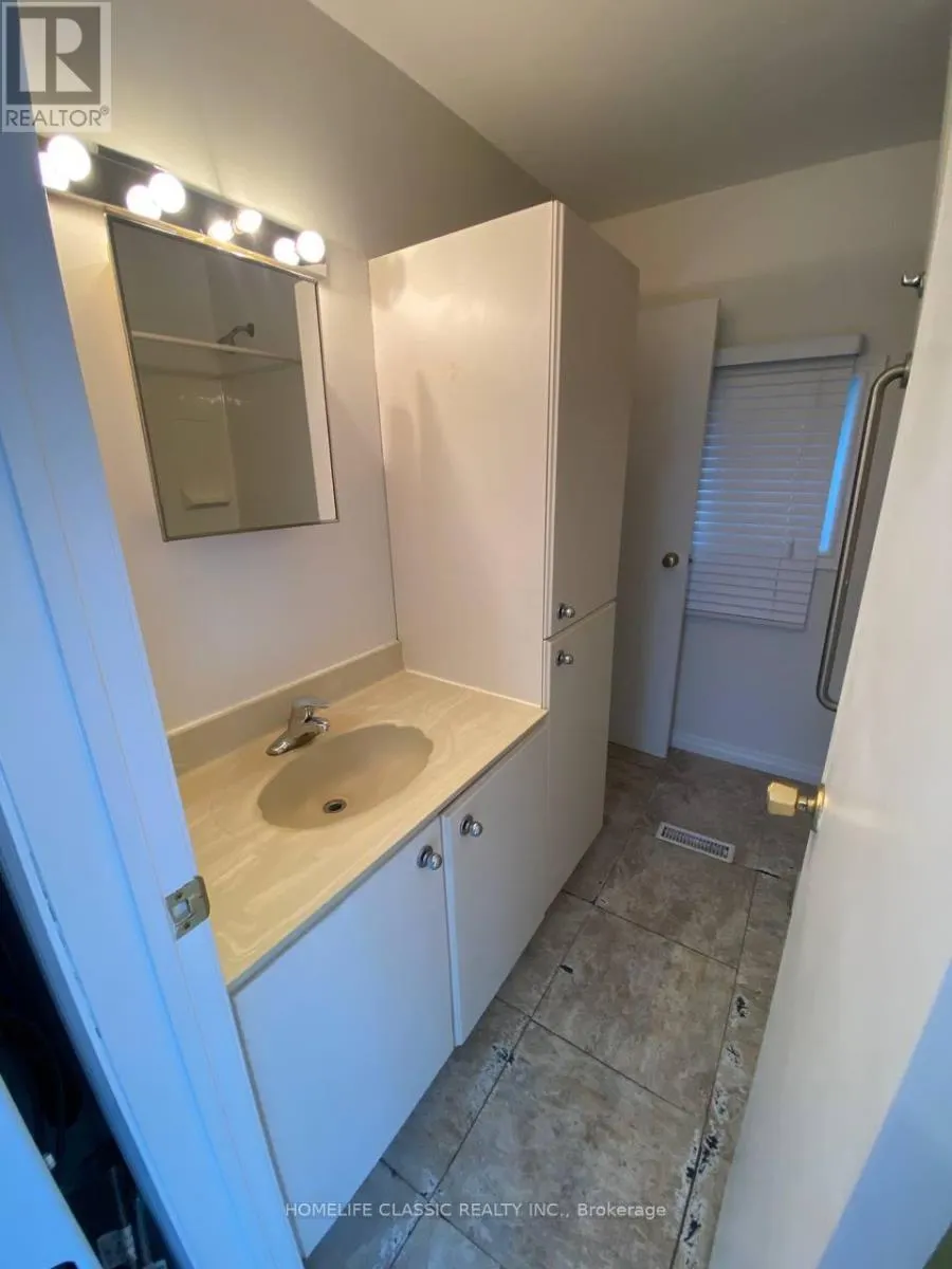 226 ROYAL ROAD