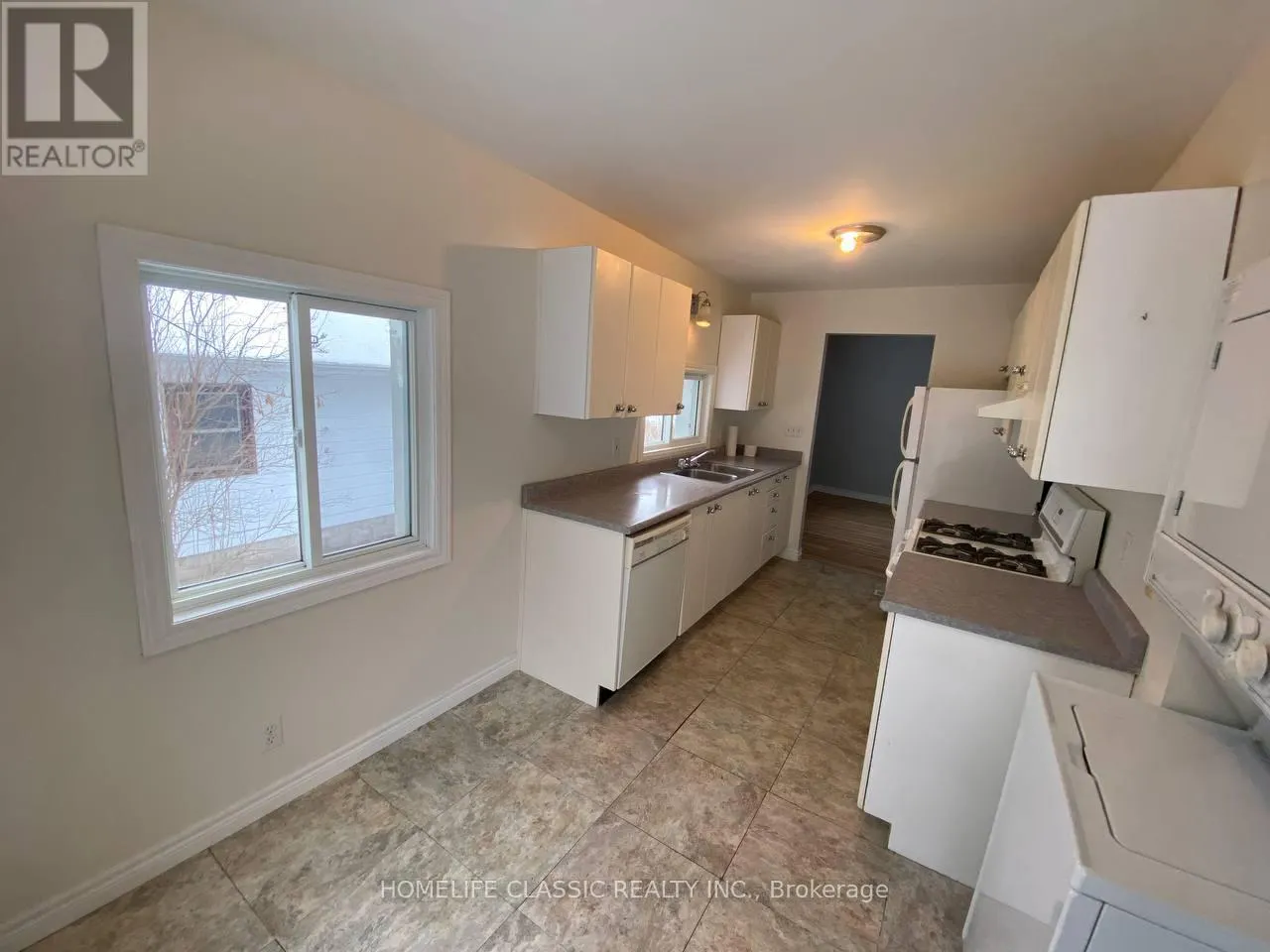 226 ROYAL ROAD