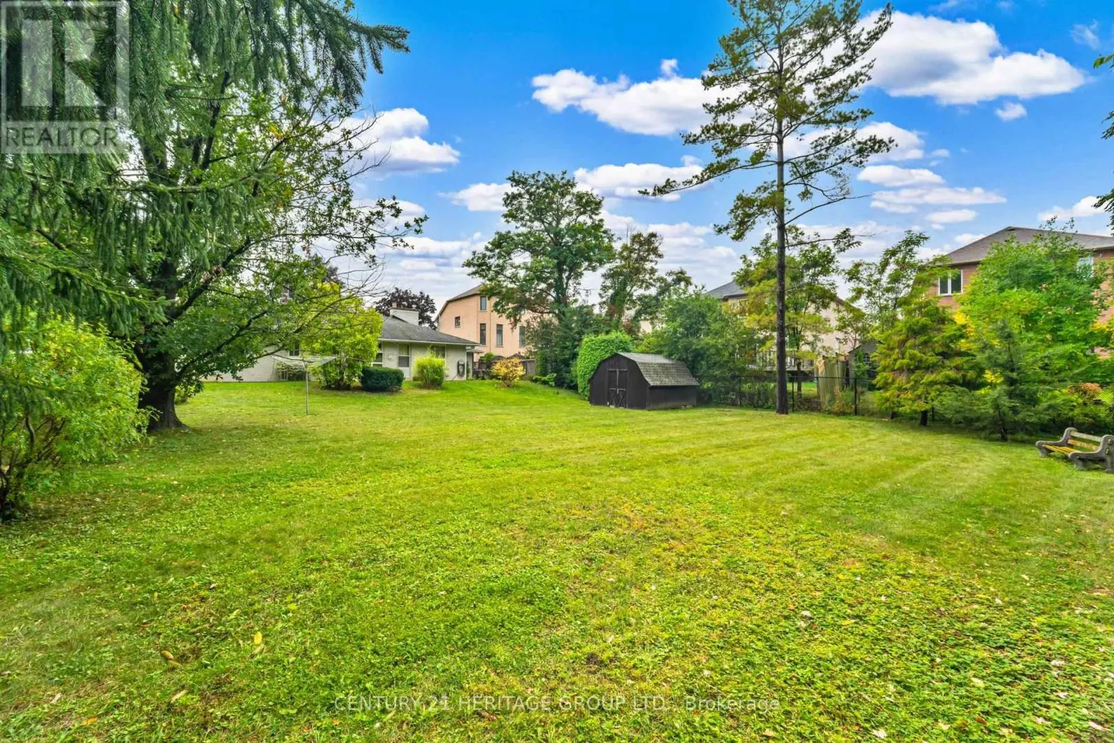 22 POPLAR DRIVE