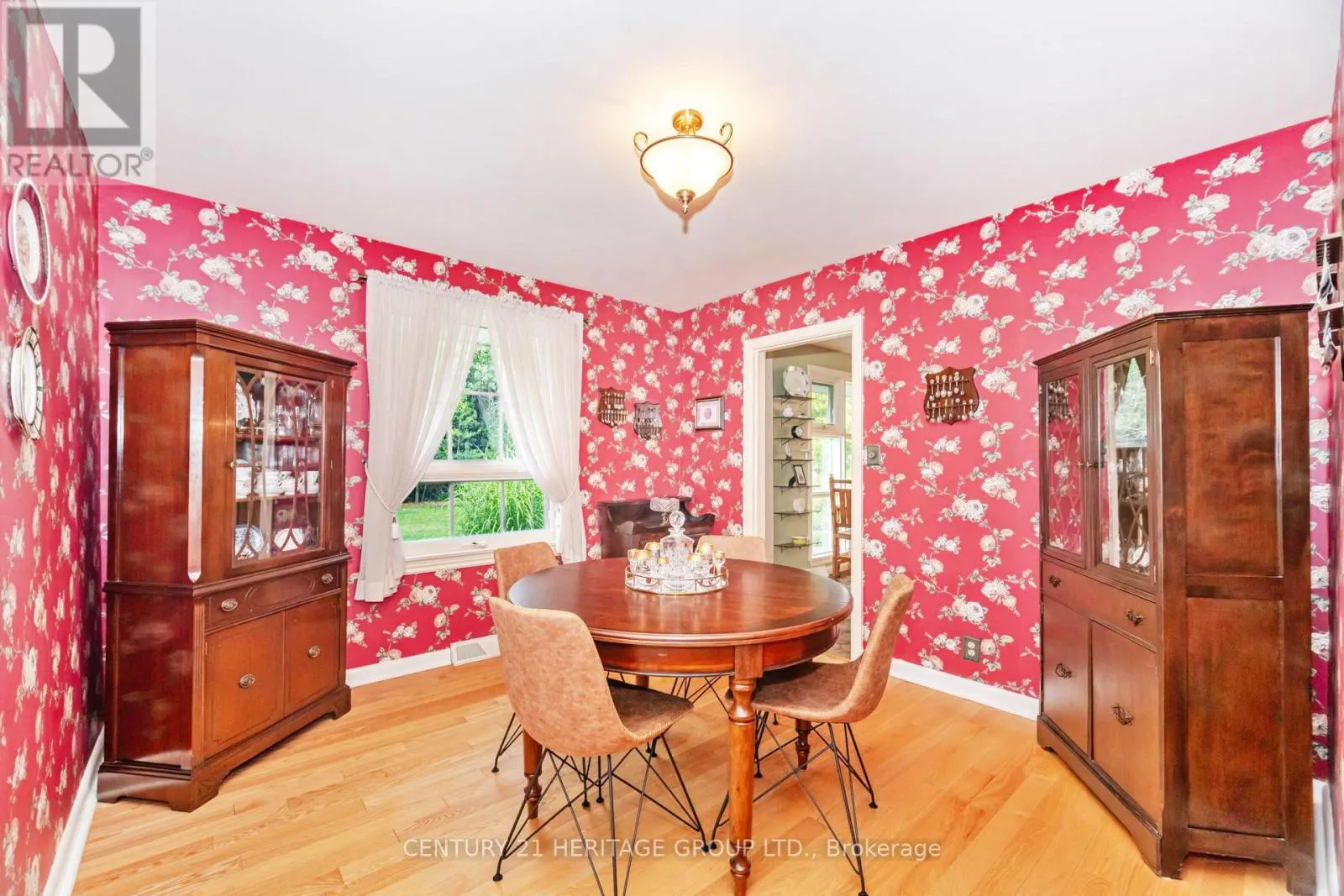 22 POPLAR DRIVE