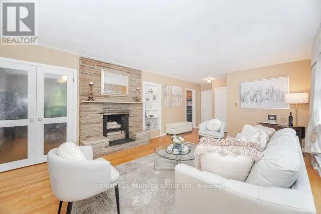 22 POPLAR DRIVE