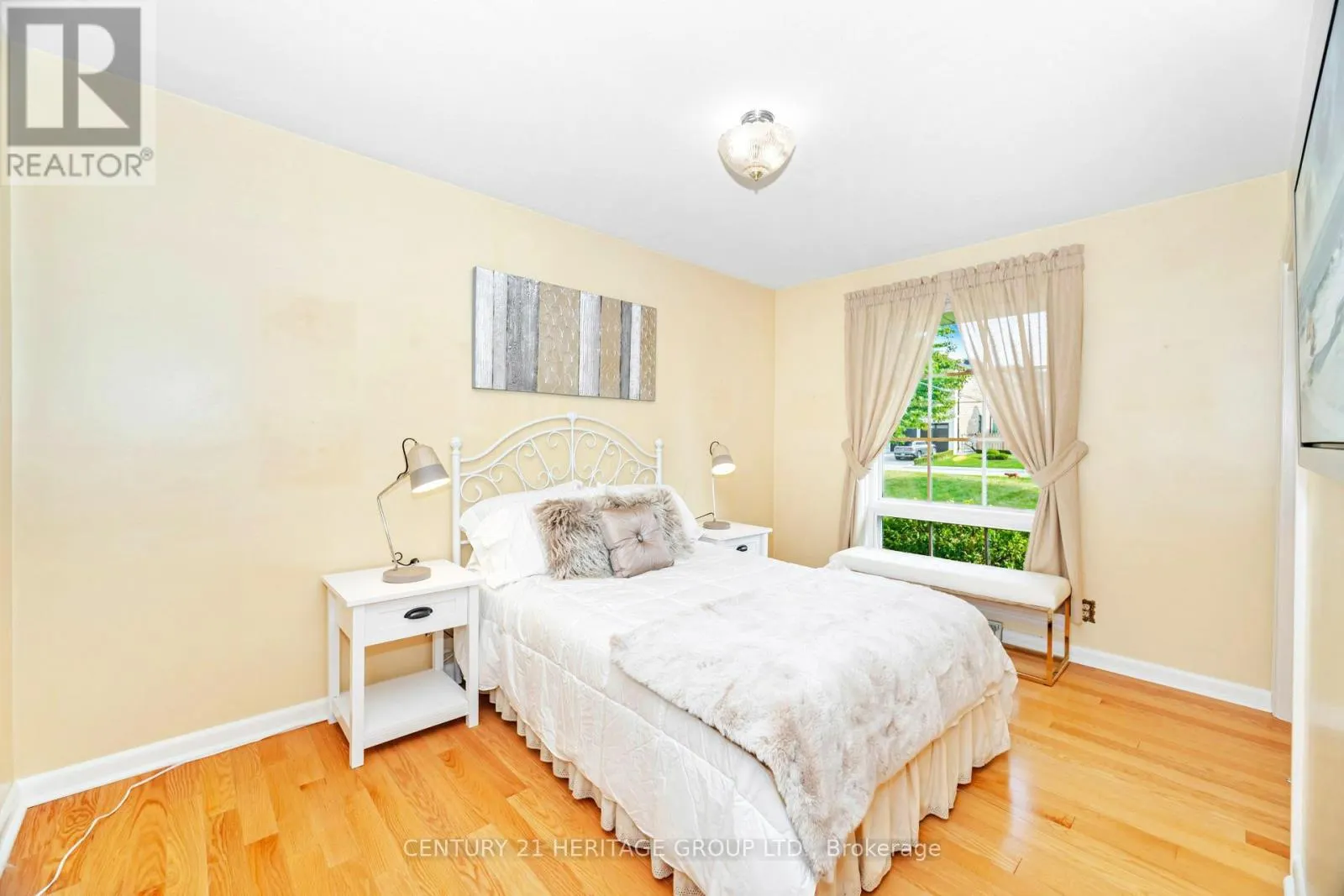 22 POPLAR DRIVE