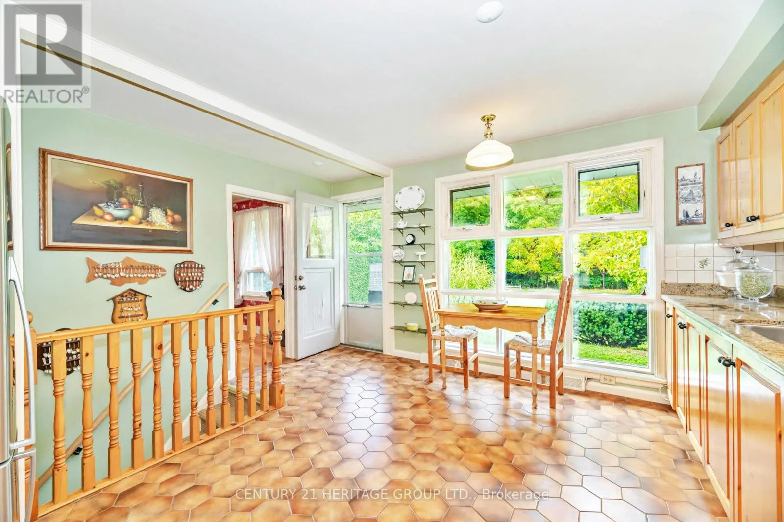 22 POPLAR DRIVE