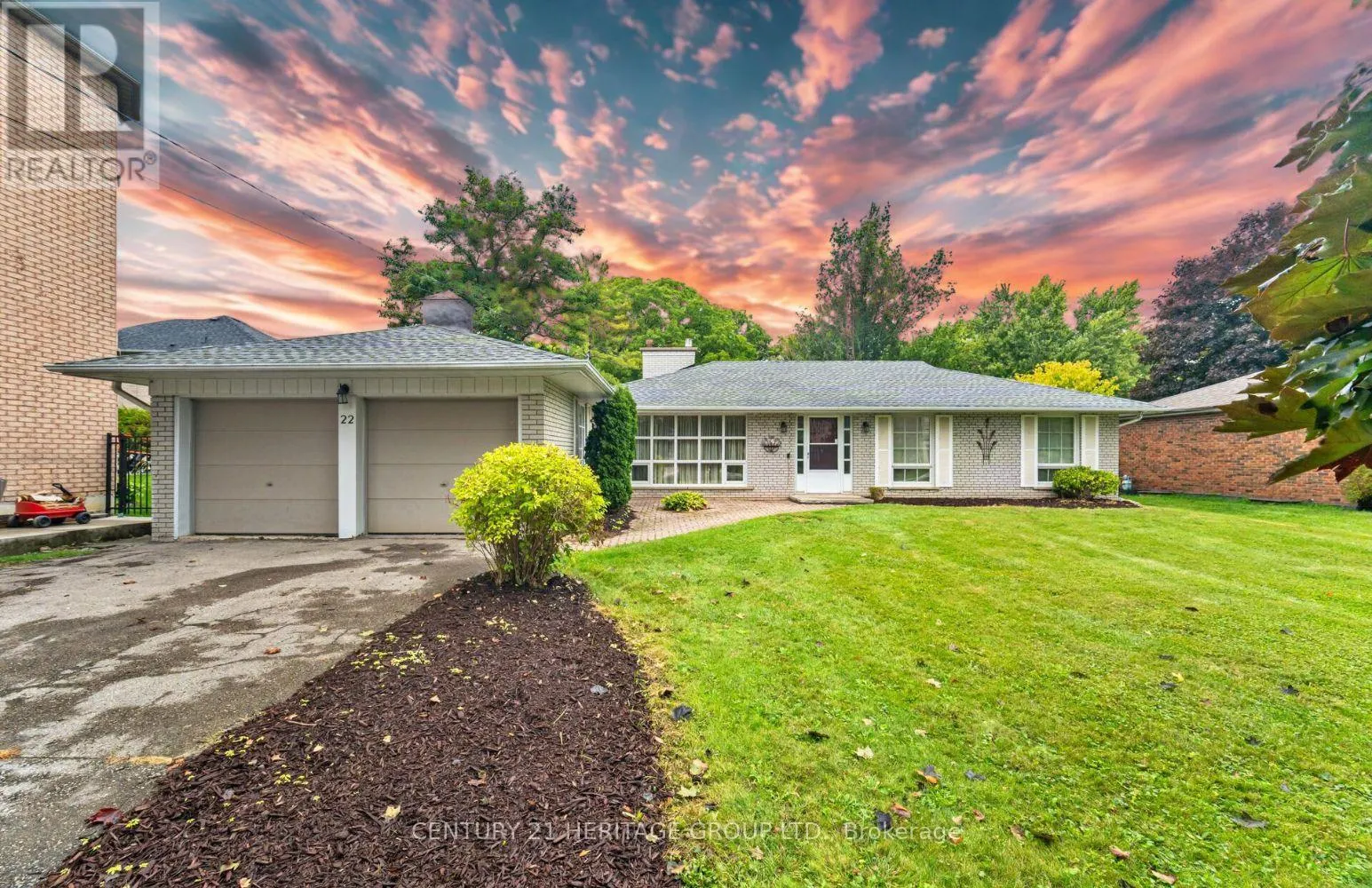 22 POPLAR DRIVE