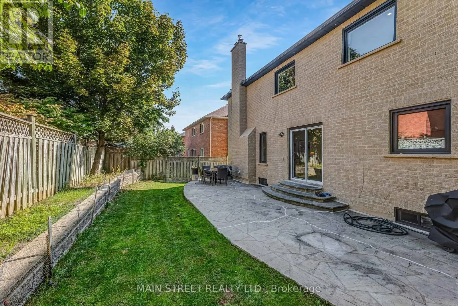 36 NELSON CIRCLE
