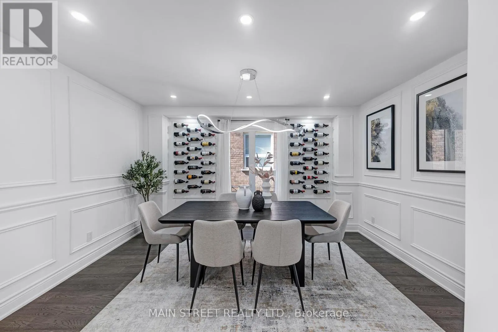 36 NELSON CIRCLE