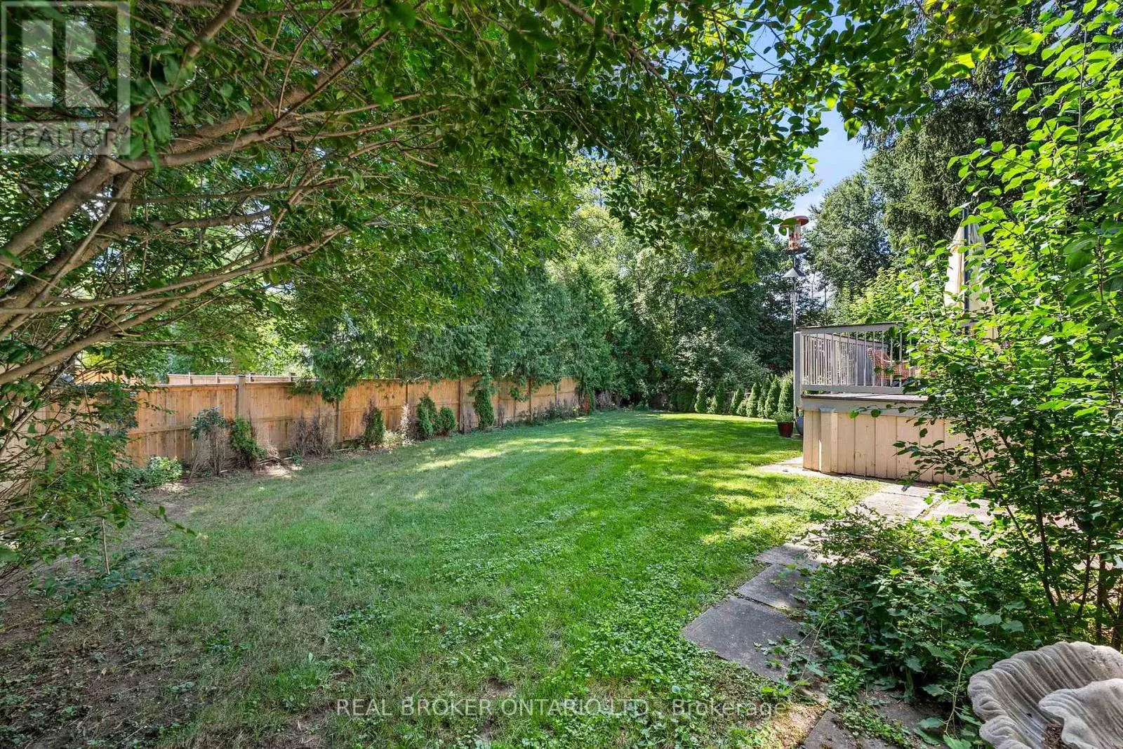 240 ROSEMAR GARDENS