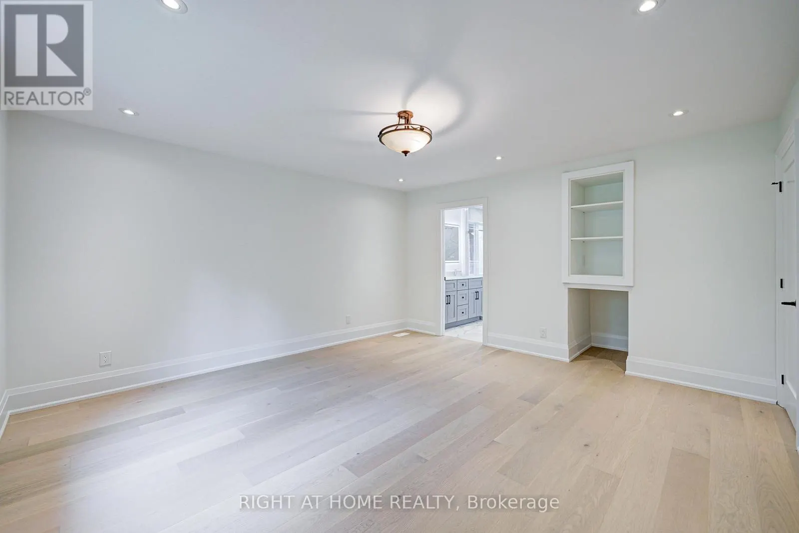 26375 WOODBINE AVENUE