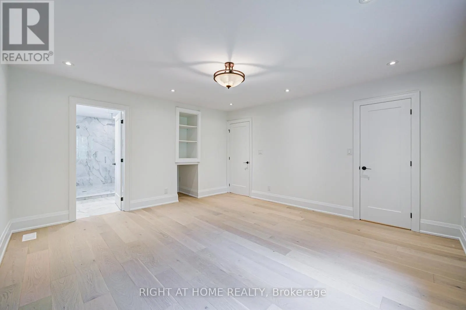 26375 WOODBINE AVENUE