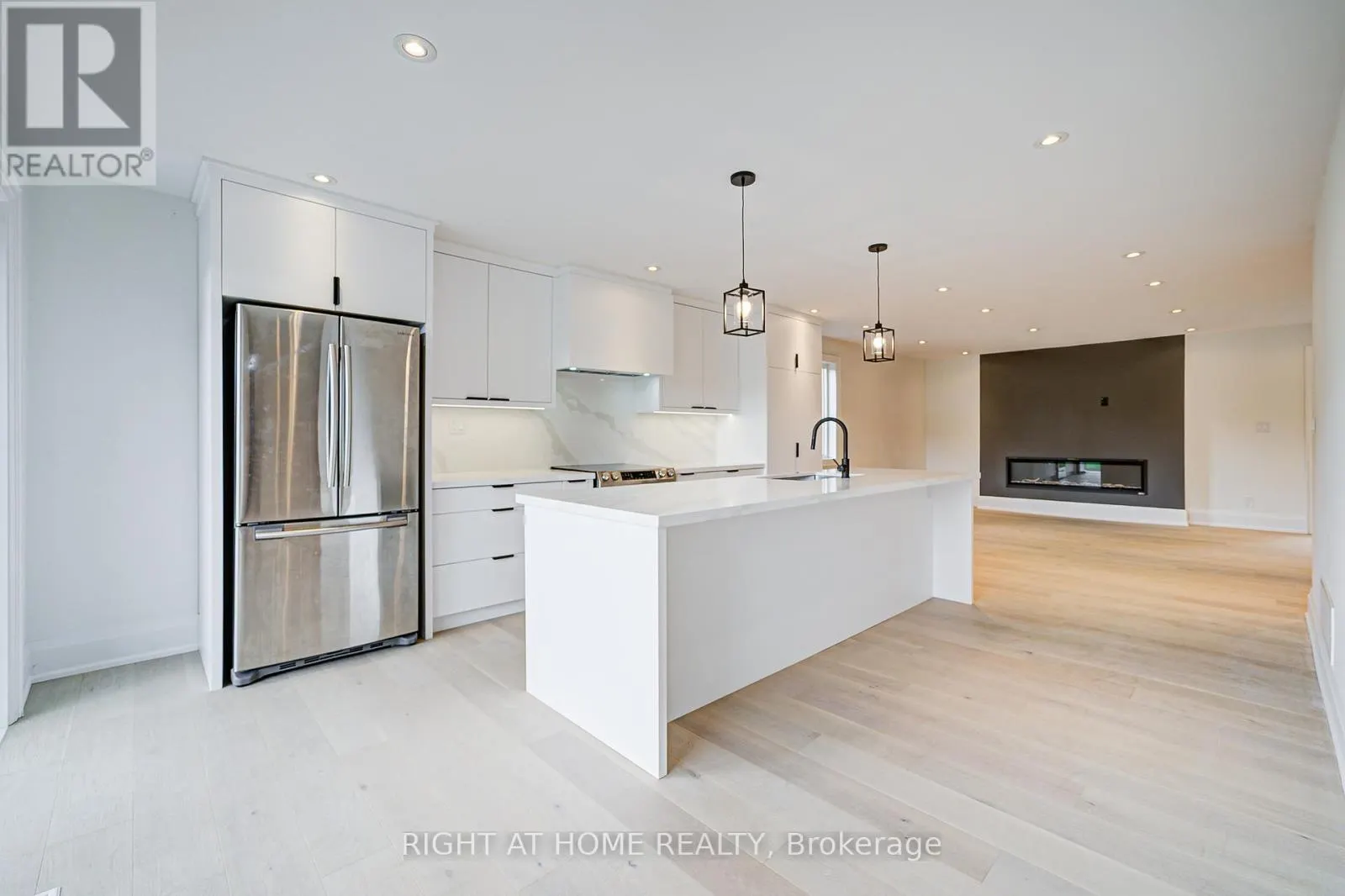 26375 WOODBINE AVENUE