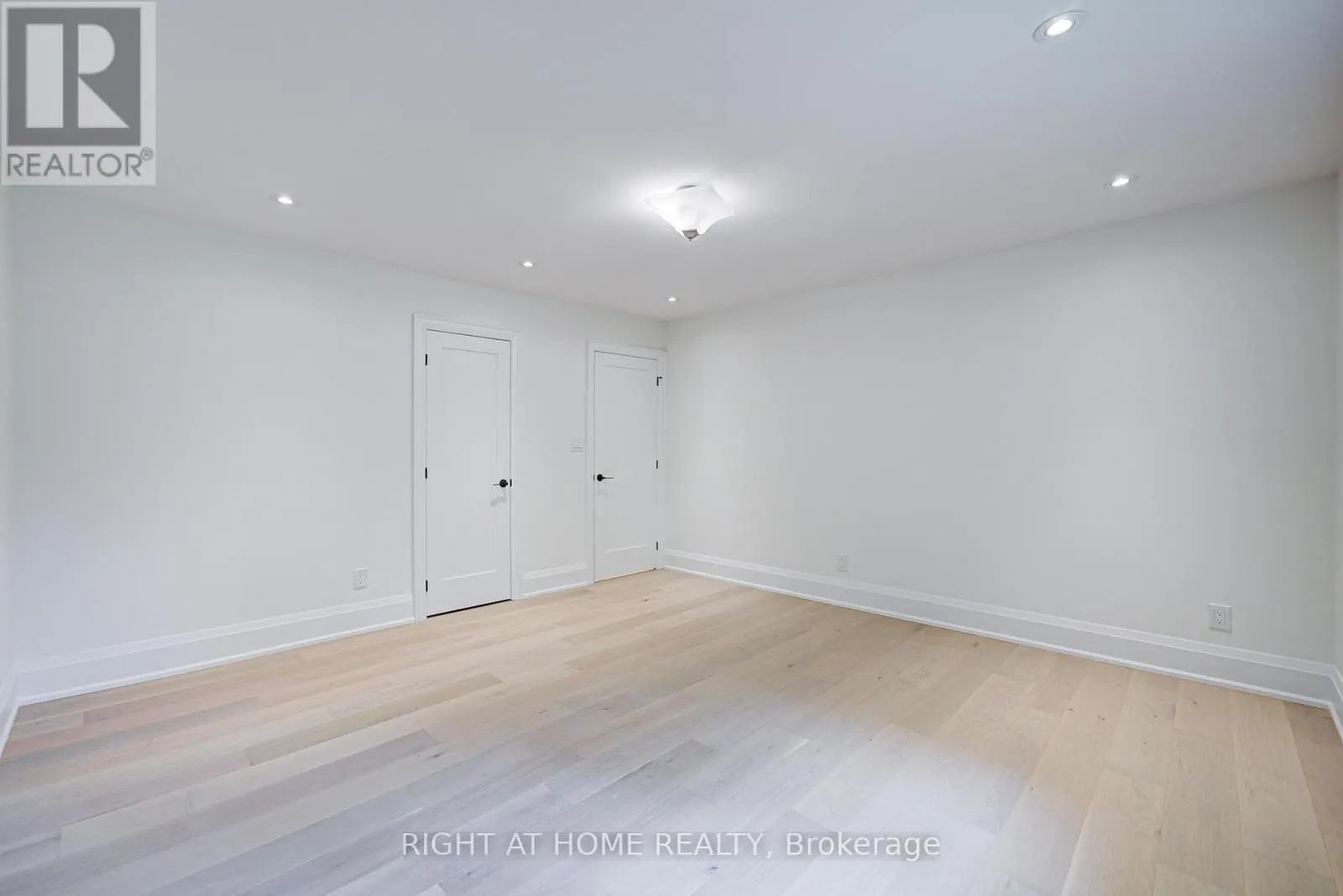 26375 WOODBINE AVENUE