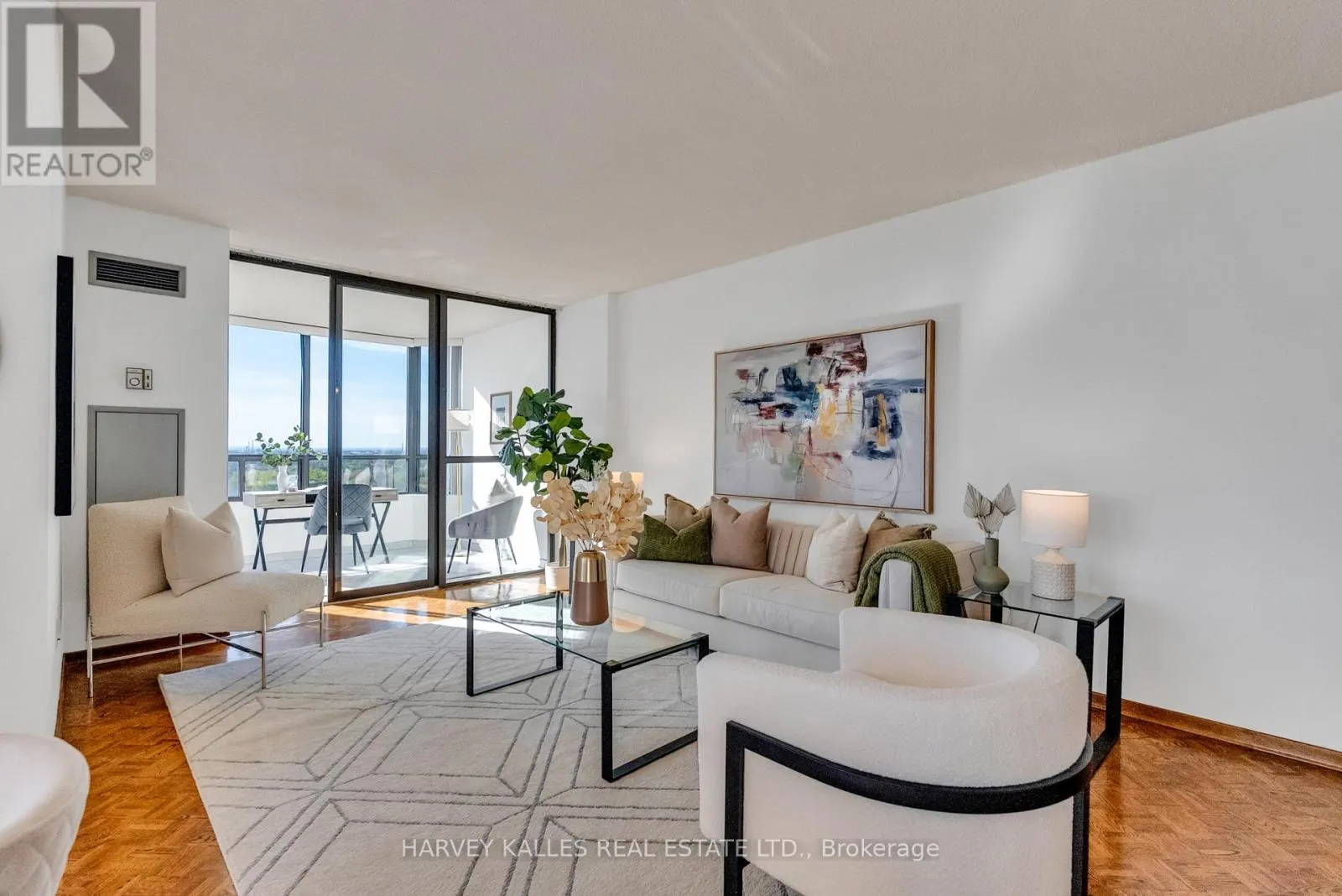 1411 - 7440 BATHURST STREET