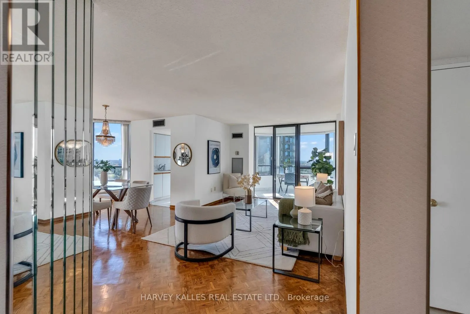 1411 - 7440 BATHURST STREET