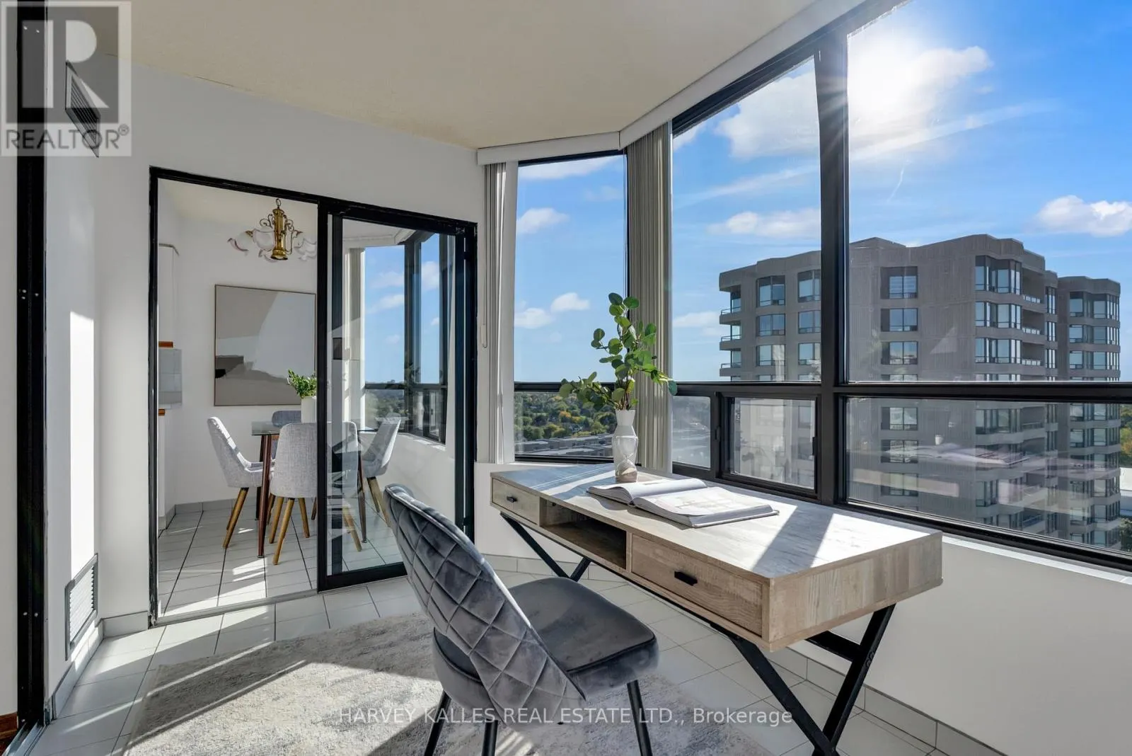 1411 - 7440 BATHURST STREET
