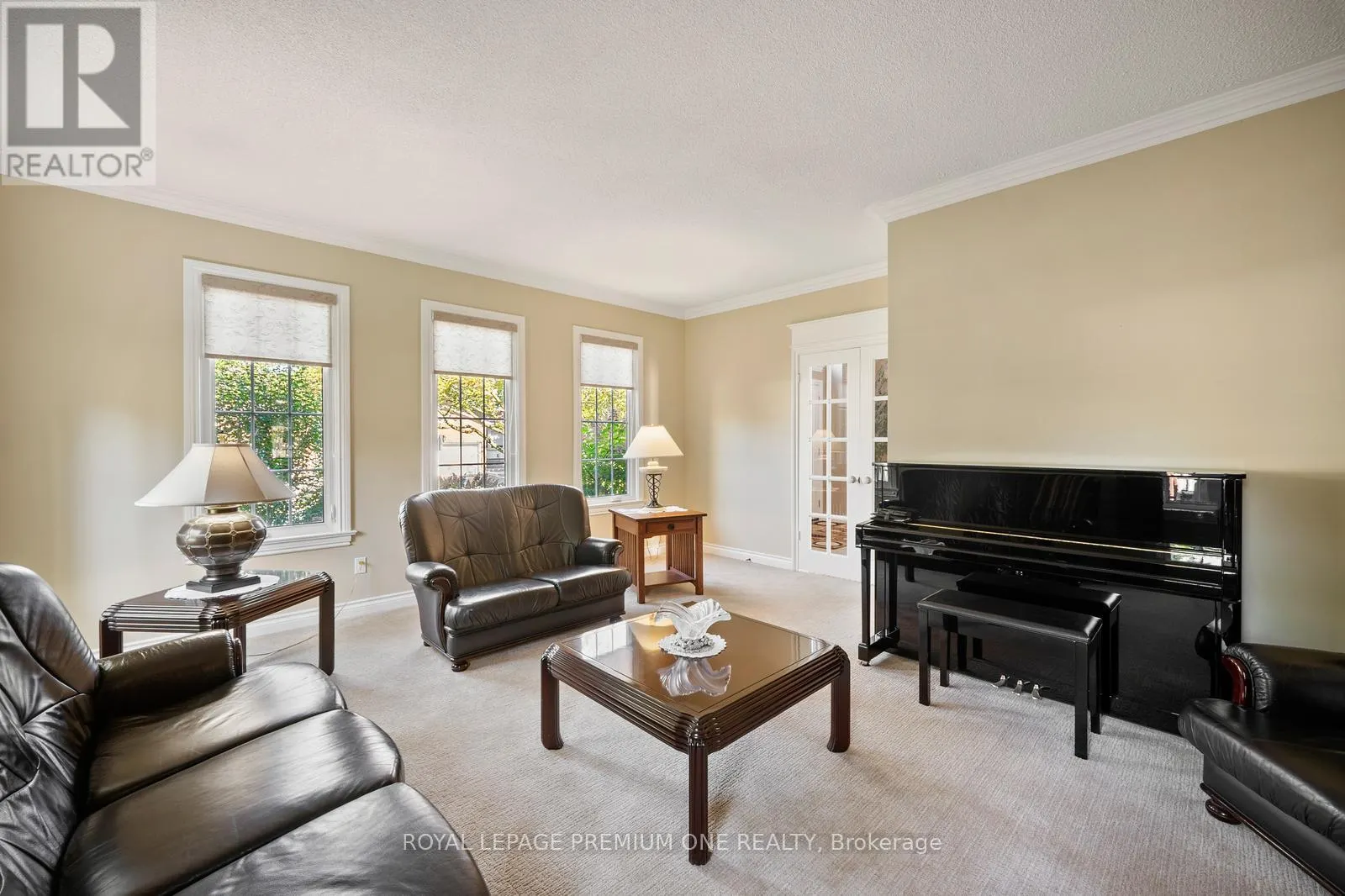 536 VILLAGE PARKWAY